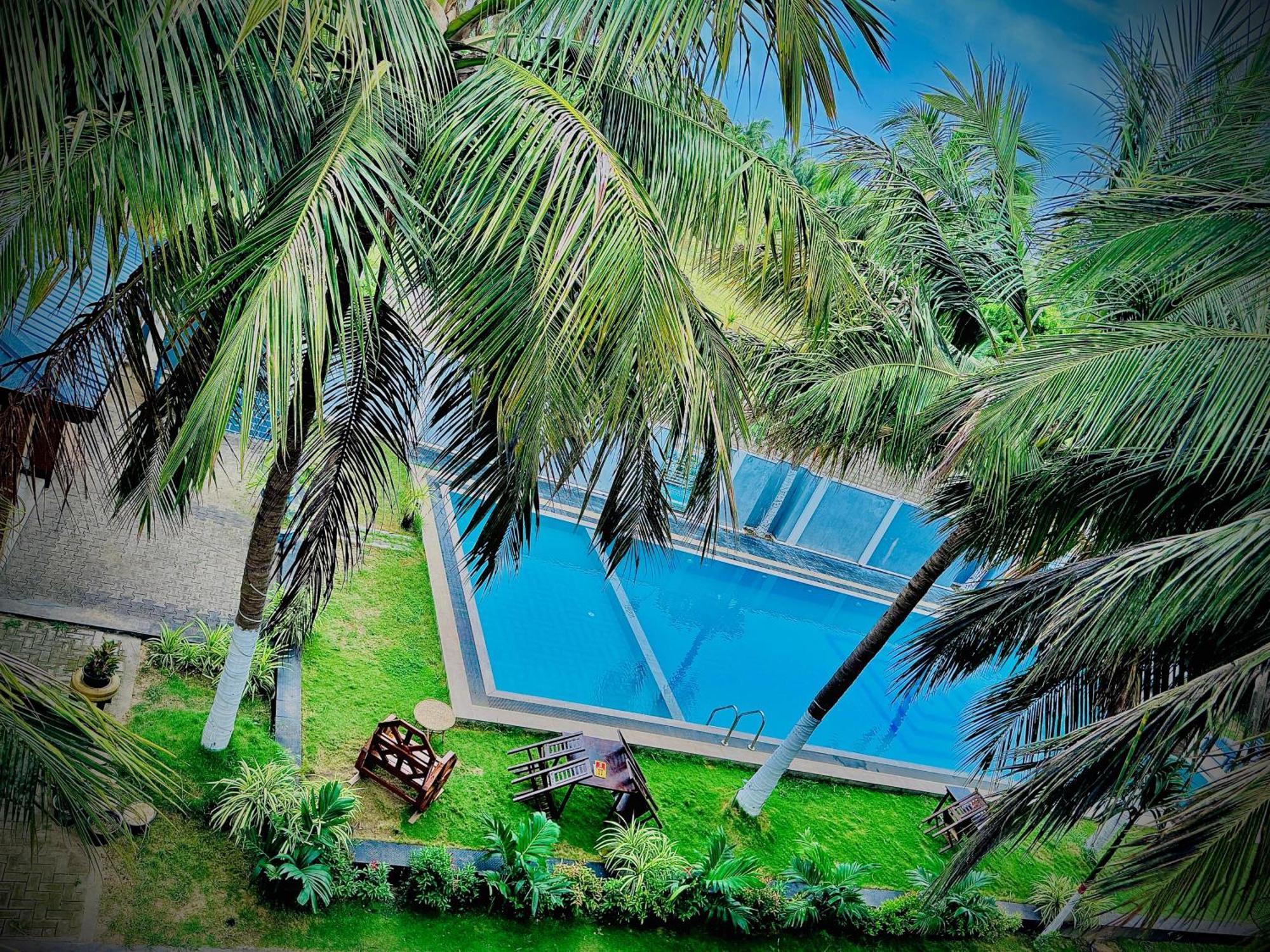 Nilaveli Hybrid Holiday Hotel Kültér fotó